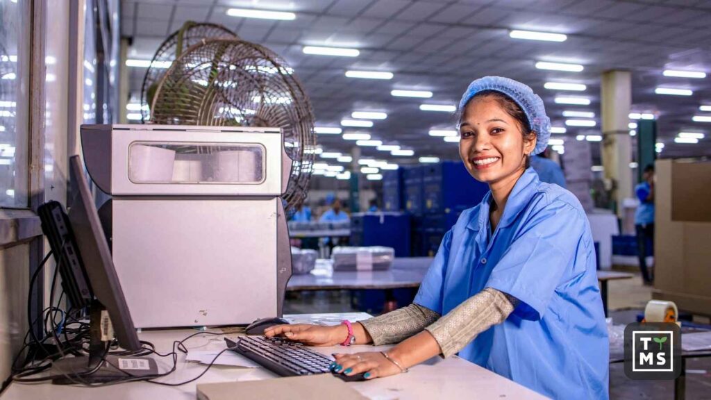 Microlearning in Manufacturing with AI4 E-learning 