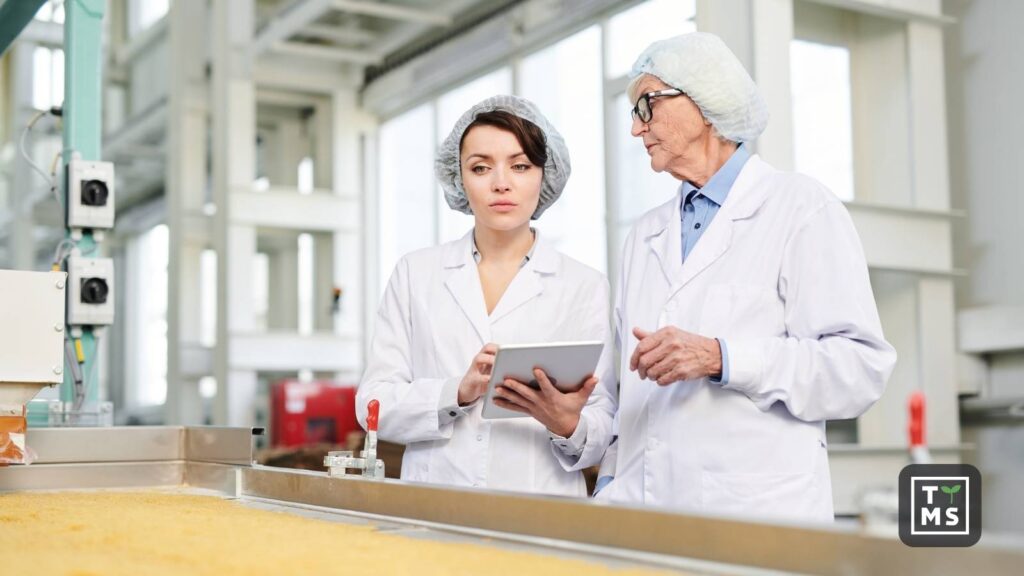 Microlearning in Manufacturing with AI4 E-learning 